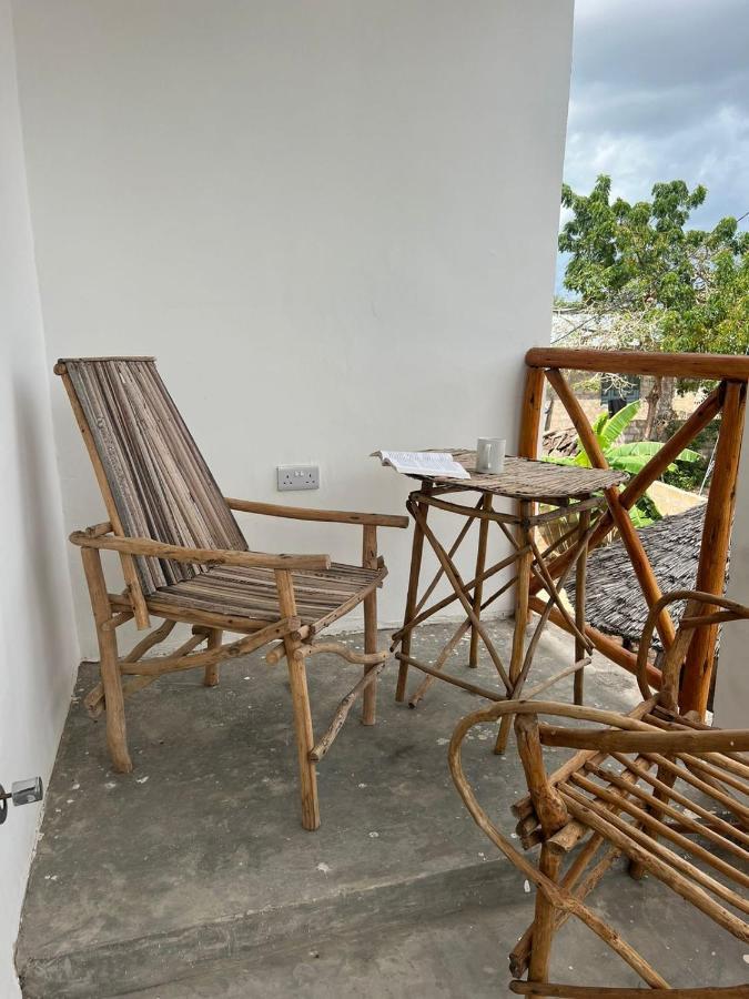 Mbuyuni Lodge Нунгви Екстериор снимка