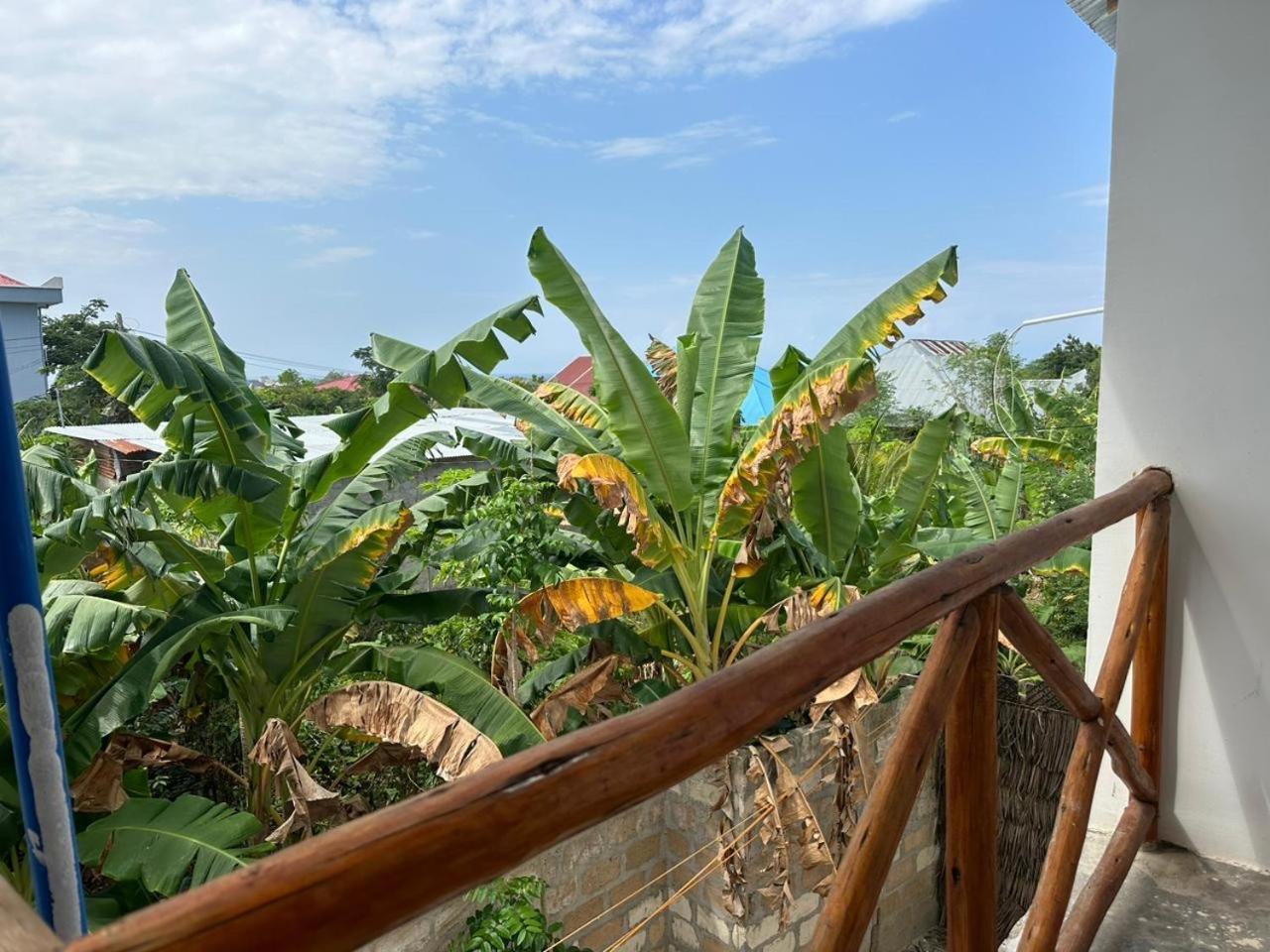 Mbuyuni Lodge Нунгви Екстериор снимка