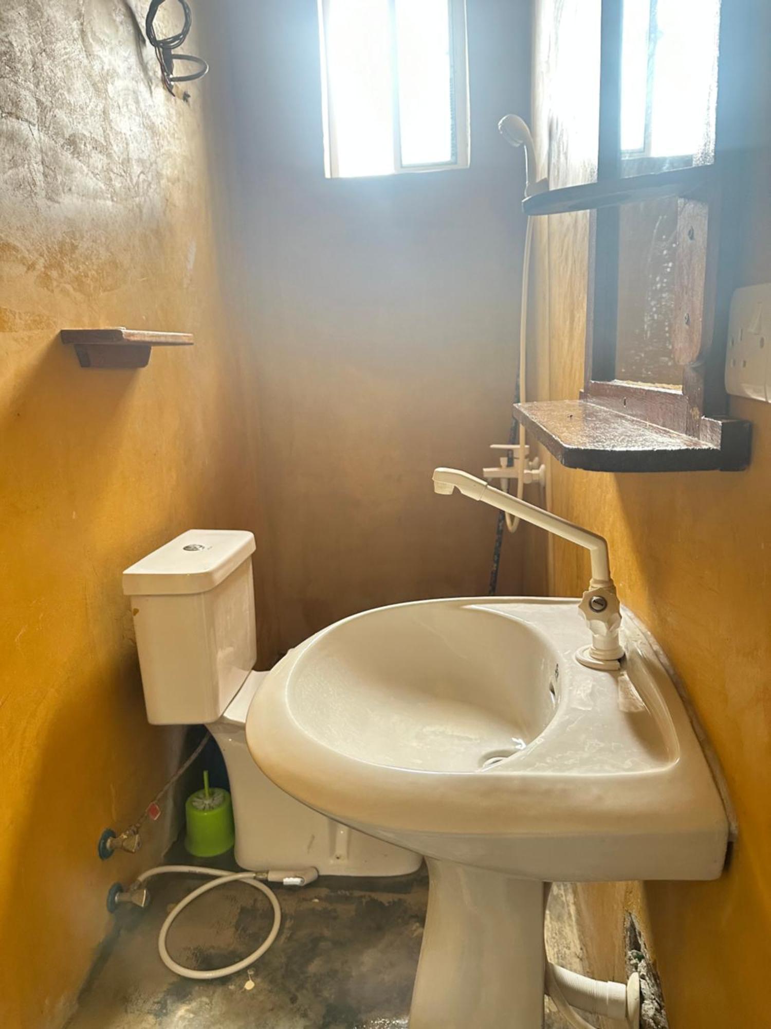 Mbuyuni Lodge Нунгви Екстериор снимка